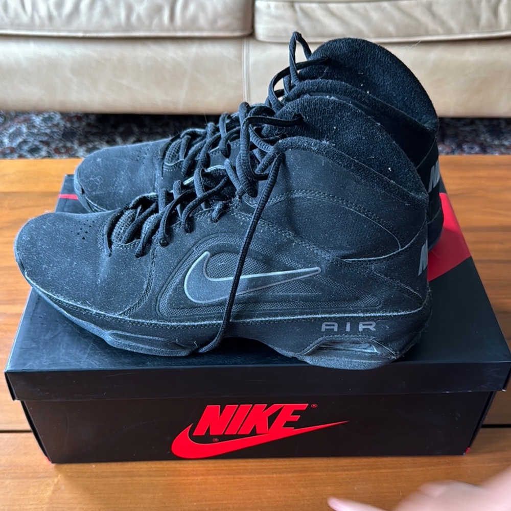 Nike Men's Black Basketball Sneakers